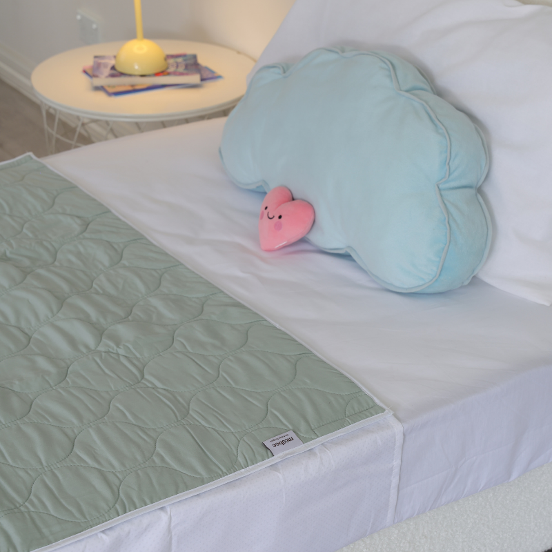 2-in-1 Changeable Bed Mat System